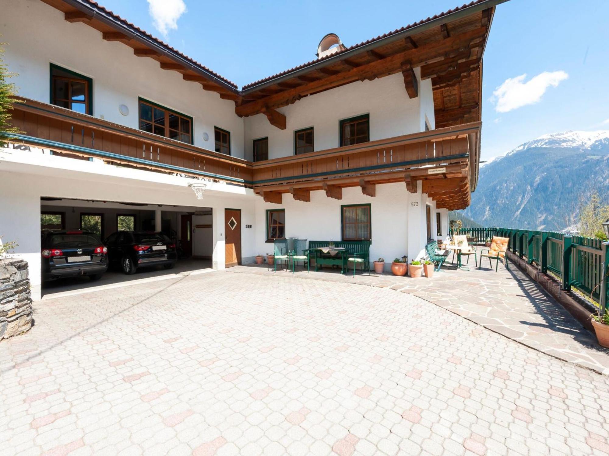 Apartment Between Mayrhofen And Finkenberg エクステリア 写真